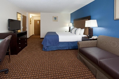 Ramada Plaza by Wyndham Sheridan Hotel & Convention Center image 49