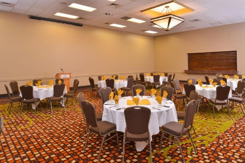 Ramada Plaza by Wyndham Sheridan Hotel & Convention Center image 8